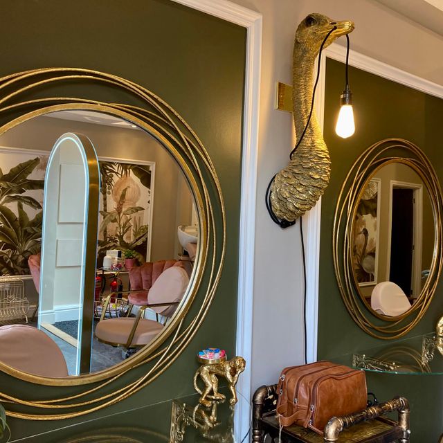 Hair Salon Stylish Circle Mirror